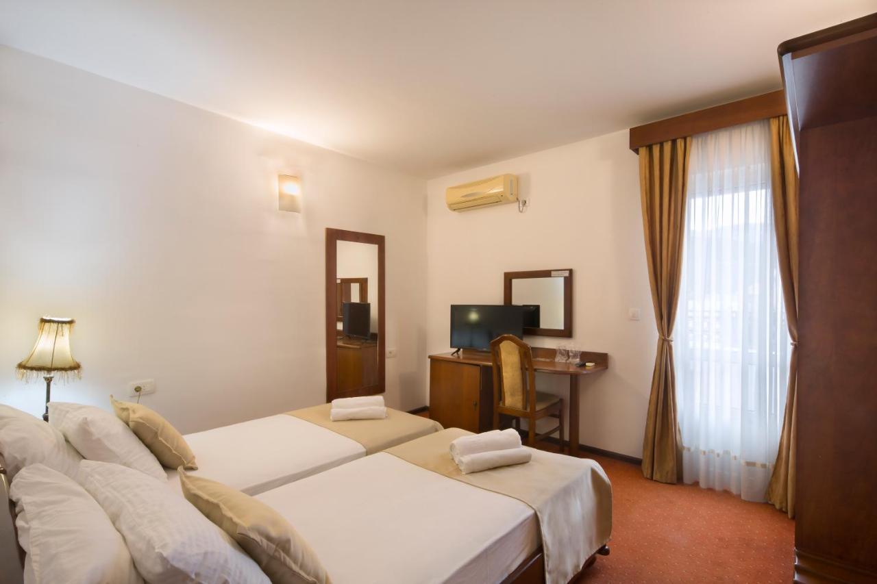 Ljubanovic * Budva